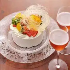 ＤＥＮ 表参道_特製ケーキ（花火＆メッセージ付き）