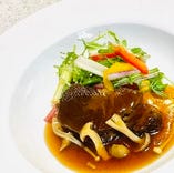 蔵王東坡肉〜厚切り豚肩ロースの角煮ステーキ