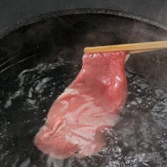 しゃぶしゃぶ すき焼き ステーキ 籠乃屋 本店