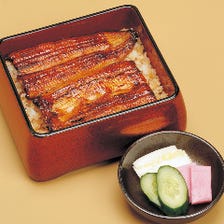 バラエティ豊かな日本料理を、当店名物うな重とともに堪能できる『竹コース』全7品