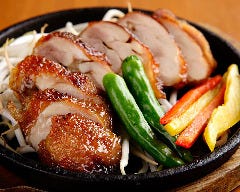 焼鳥 秀人