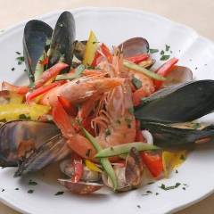 旬の食材を大切に真心を込めて作った料理をご提供します！
