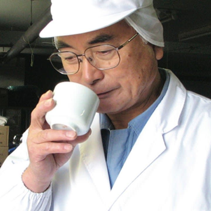 磯丸水産 河原町三条店_南部杜氏と一級酒造技能士が
匠の技で寒造りした磯丸純米酒