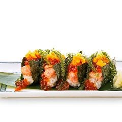 磯丸水産 河原町三条店_一口贅沢こぼれ寿司（海ぶどうのせ）