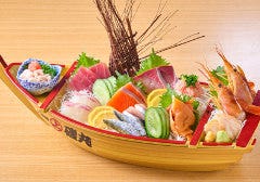 磯丸水産 河原町三条店_舟盛り