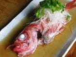 金目鯛の香味姿蒸し（魚の種類は毎日変わります）