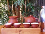 中国茶は台湾や本土に仕入れにいきます