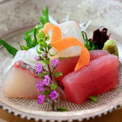天ぷらと季節料理 二条たかくらやまもと 