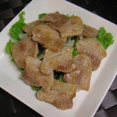 豚バラカルビの塩ダレ焼き