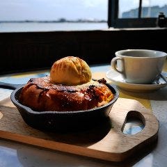 HEMINGWAY 江ノ島