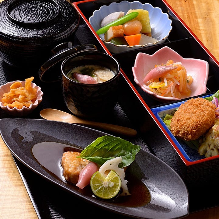 和風居酒屋 ｕｔａｇｅｙａ 萬蔵 藤が丘本店 個室有の本格和食居酒屋