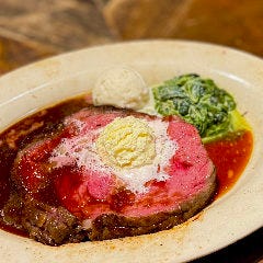 美味しさに興奮“VAMOS STEAK”