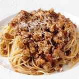 イタリアの家庭に伝わる郷土料理などをお楽しみください。