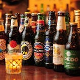 世界各国より厳選したビールは常時40種ご用意！