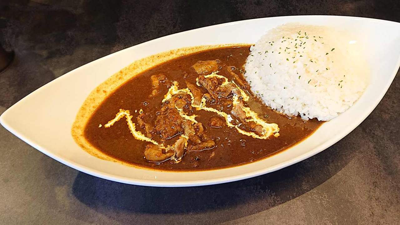 豚骨黒カレーMECHA