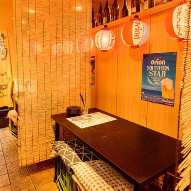 「アグー豚のしゃぶしゃぶ」と「島刺し盛り」 まーさんの家  店内の画像