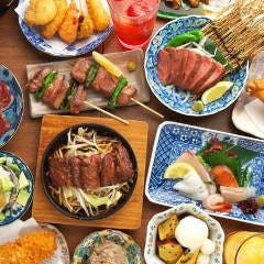 刺身・焼きとん・焼鳥などトリスタの名物揃い！