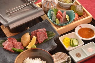 Swanlake Pub Edo 修蔵 メニュー ランチ ぐるなび