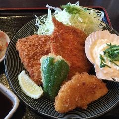 とり安食堂 曽根店 