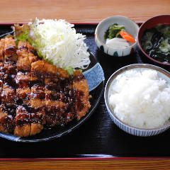 とり安食堂 曽根店