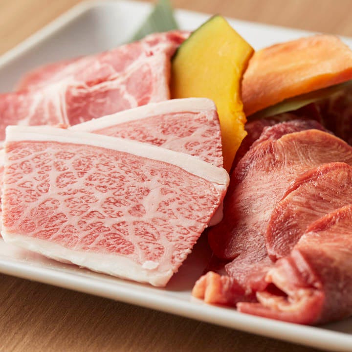 公式 和牛 焼肉 食べ放題 肉屋の台所 五反田店 A5の厳選和牛をリーズナブルな価格の食べ放題で