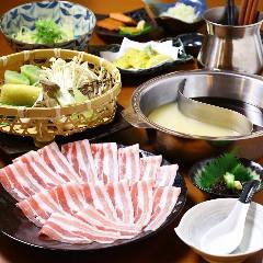 個室　伏見しゃぶしゃぶ雅