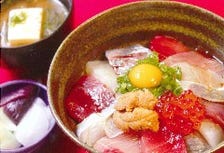 尾鷲港水揚げの新鮮魚介！