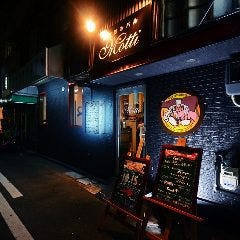 ガブ飲みバル Motti モッティ