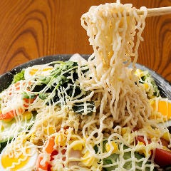 ラーメンサラダ