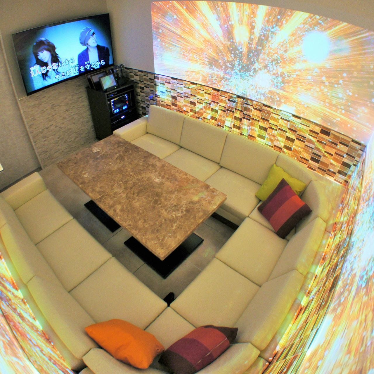 カラオケ バックス 個室 ぐるなび