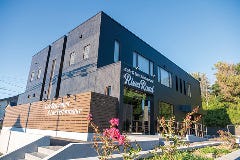 Cafe＆Live Restaurant RiverRoad