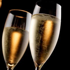 クーポン利用で飲放題にスパークリング追加!大満足間違いなし！