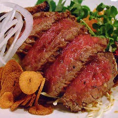 肉料理も充実!!牛・豚・ラムなど多数ご用意!!
