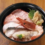 炙り海鮮六種丼