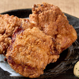 北海道といえば
『ざんぎ』一般的な鶏の唐揚と比べ濃い味◎