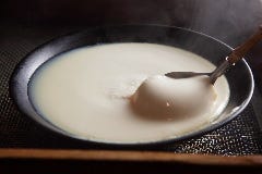 大好評！！自家製蒸し上げおぼろ豆富食べ放題！！