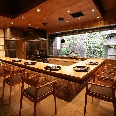割烹 よし