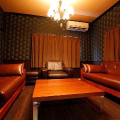 ラクレットチーズ&times;個室 堀江バル 