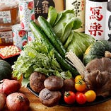 野菜は野菜直売所｢JA会津まんまーじゃ｣より直送の新鮮野菜を使用。千葉ではお目にかかれない野菜も多数！サラダや逸品で鮮度抜群の会津野菜をどうぞご堪能ください。