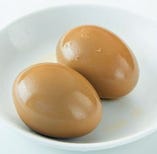 味付け玉子 Egg with taste 100円(税込)