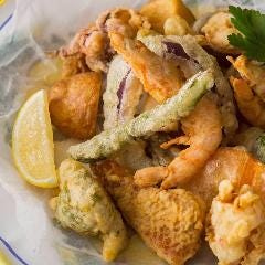 旬の魚と野菜をシンプルなフリットで