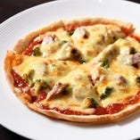 6】 サルシッチャとブロッコリーのピッツァ