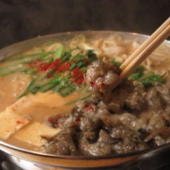 地鶏料理ともつ鍋 一八（イッパチ）栄錦店 