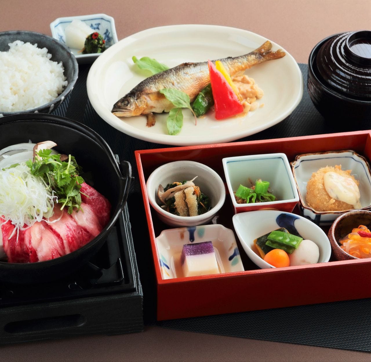 つきひ生駒店 個室 日本料理