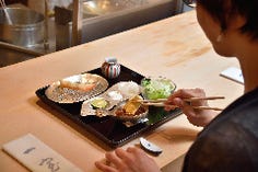 【ランチコース】天ぷら9品・小天丼又は天茶漬け　甘味　6,655円コース