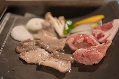 淡路島名物！本物の瓦で焼く名物瓦焼き