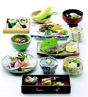 ホテル 白竜湖リゾート 三原 日本料理 ぐるなび
