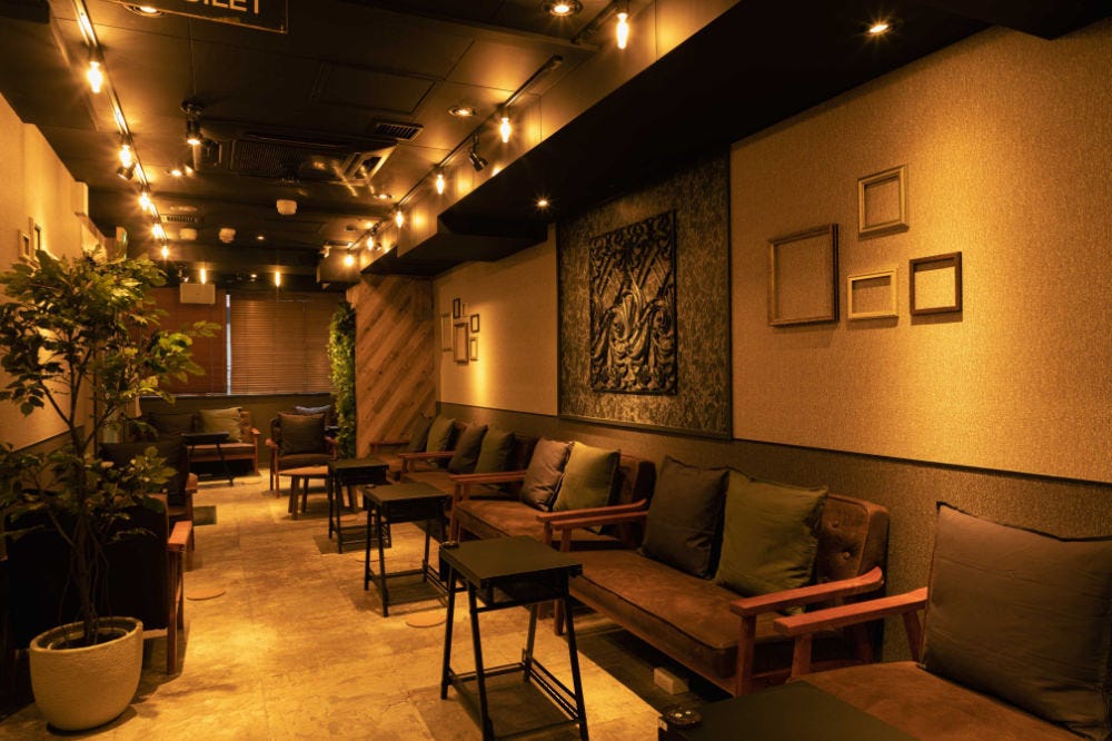 シーシャ カフェ＆バー C．STAND（シースタンド）神田北口店（神田