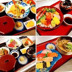 定食・丼・麺類等色々あります