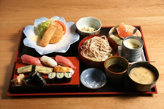藤枝 宴会居酒屋 しんとみ ランチメニュー ぐるなび